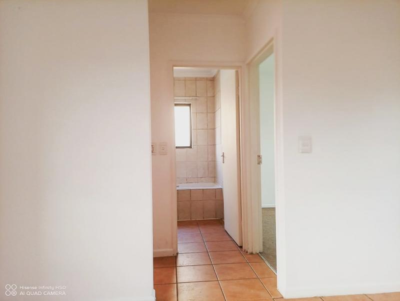 2 Bedroom Property for Sale in Bardale Village Western Cape